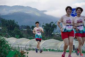 BIB: 194, 8164, 8153, 
                            <button type="button" onclick="openModal(18897322)" class="btn btn-primary btn-sm float-right btn-popup" data-toggle="modal" data-target=".modal-high-quality">
                        <i class="fas fa-shopping-cart"></i> Add to Cart
                    </button>
                                            <button type="button" onclick="isThisMe(18897322, true)" class="btn btn-success btn-sm float-right btn-popup btn-isme hidden" data-toggle="tooltip" data-placement="bottom" title="นี่คือรูปของคุณใช่ไหม คลิกที่นี่เพื่อเอาเข้าอัลบั้ม">
                        <i class="fas fa-plus"></i> Add to album
                    </button>
                    <button type="button" onclick="isThisMe(18897322, false)" class="btn btn-warning btn-sm float-right btn-popup btn-isnotme hidden">
                        <i class="fas fa-ban"></i> Remove from album
                    </button>